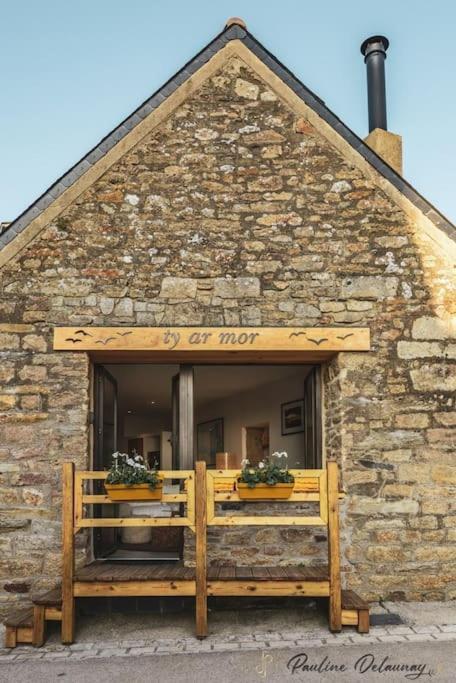 Ty Ar Mor Maison De La Mer, A 40 M De La Plage Saint-Michel-en-Greve Экстерьер фото